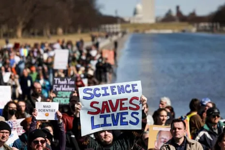 The President’s War on Science Has US Public Health Experts Stunned: ‘They’re Ignoring Science’
